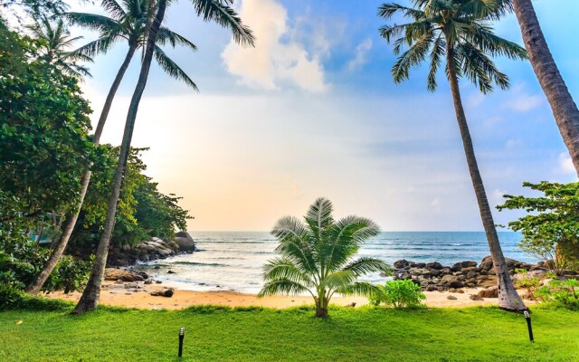 Farrah Oceanfront Villa