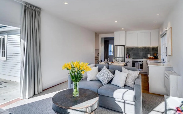 Gem on Gillean - Havelock North Holiday Home