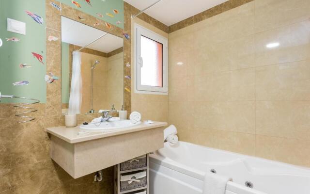 Tropical Beach Apartment