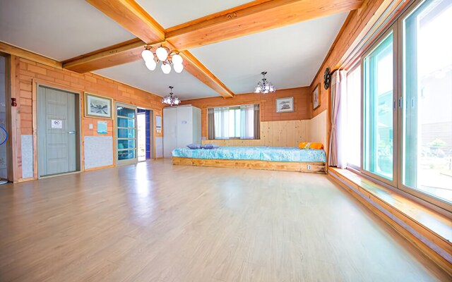 Haenam Sunset Glowing Sea Pension