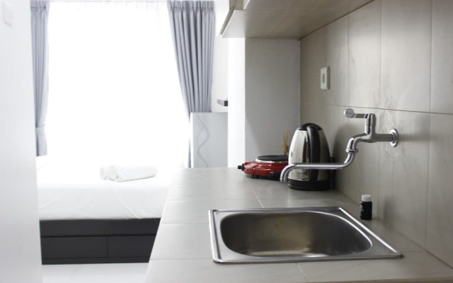 Stylish Studio Room Grand Asia Afrika Apartment