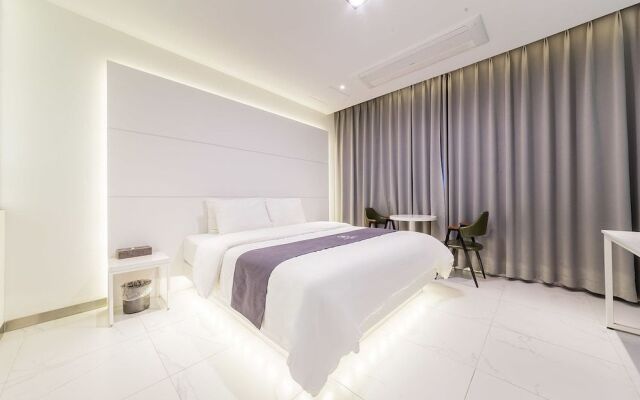 Rosabell Hotel