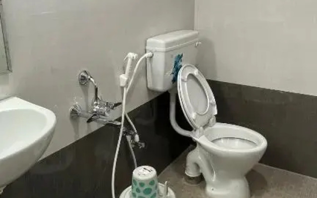 Hotel Sugam Karaikudi