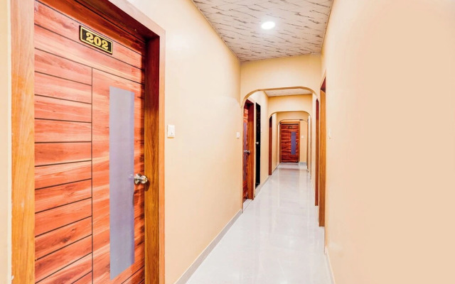 FabHotel Omkar & Lodging - phoenix market city