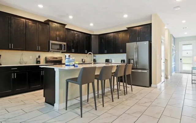Storey Lake 6BR Cozy Home Private Pool Near Disney