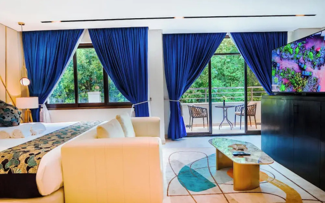 Hotel Noesis