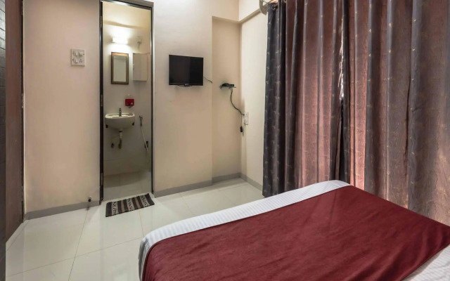 OYO Apartments Bandra East