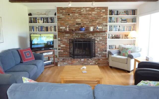Atlantic Tabby by Jekyll Realty