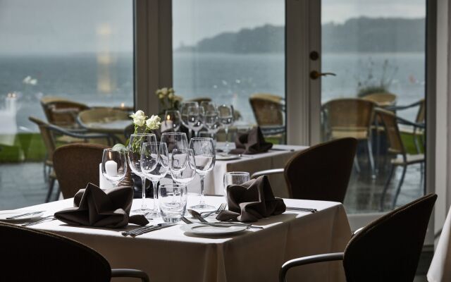 Sixtus Sinatur Hotel og Konference
