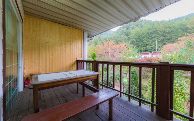 Yangpyeong Wide-garden House Pension