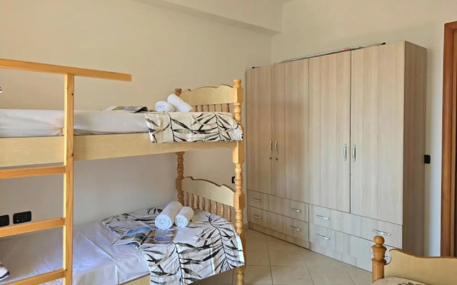 Mandalay Suites By The Beach 079