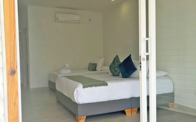 Zaba Beach House