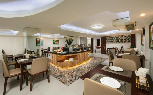 Hanoi Luxor Hotel