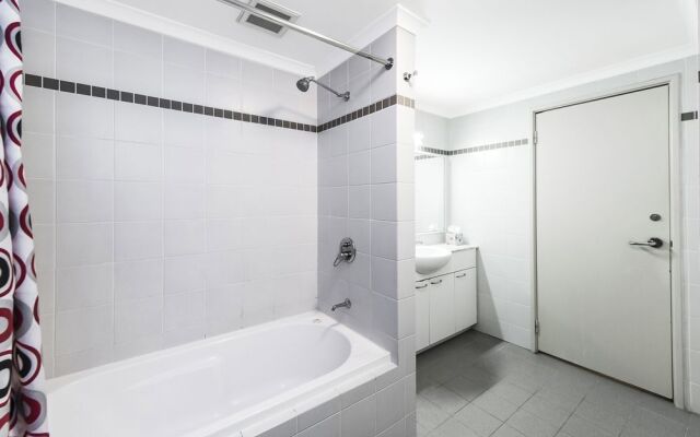 Sky Gardens Sunset River View Netflix Wine Parking