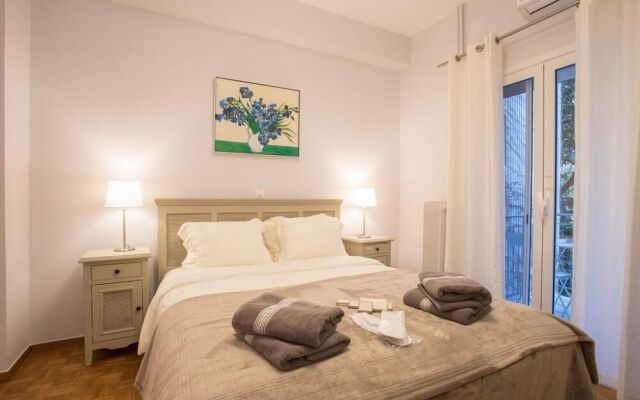 Exceptional HiEnd Flat For Family