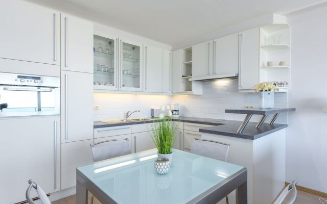 Nice Studio With Terrace