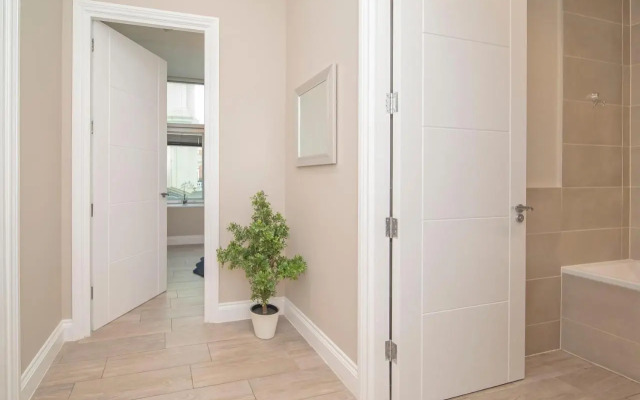 Modern 2bedroom flat next to brighton beach slp6
