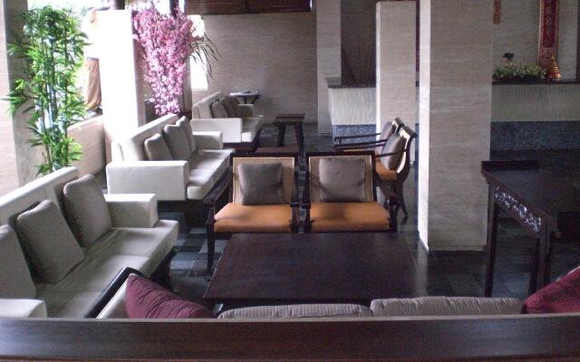 Grand Balisani Suites