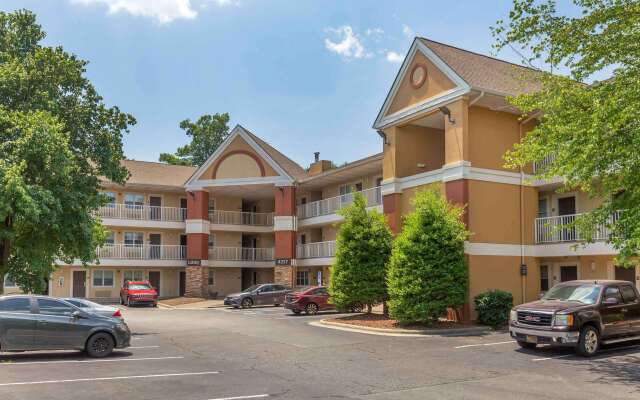 Extended Stay America Suites Greensboro Big Tree Way