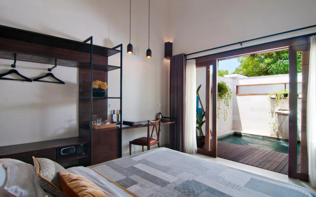 KeRensia Private Pool Villas