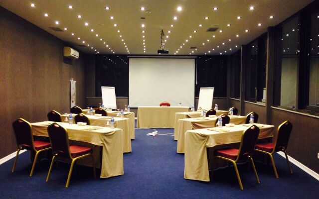 Atasehir Palace Hotel & Conference