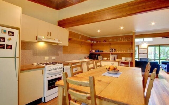 Planula Bed & Breakfast Retreat