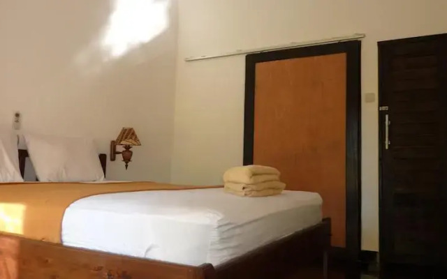 THE LAWAS Guesthouse