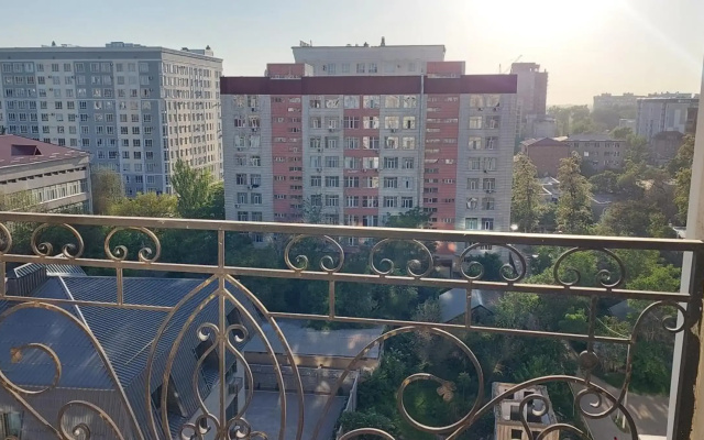 White apartment with panoramic view in the center