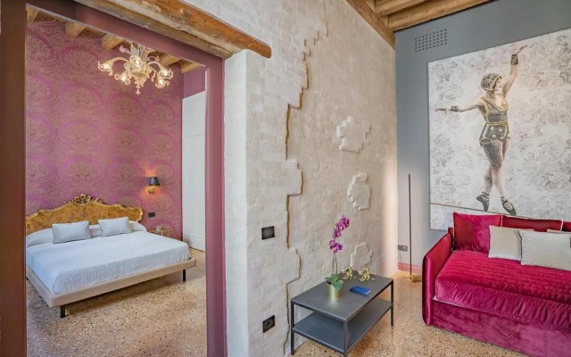 Corte Rubbi 7 Deluxe Apartment
