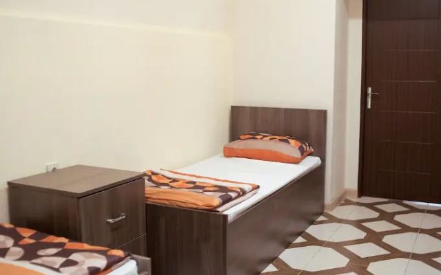 Hostel Nreni