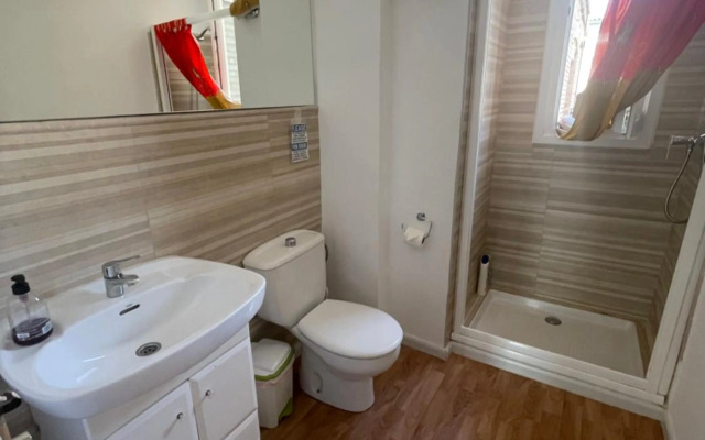 Piso junto universidad y Hospital Clínico