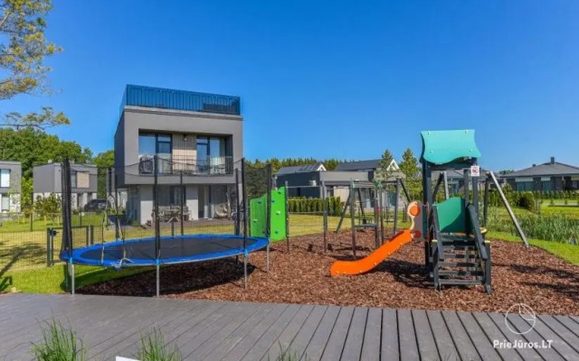 Black Gold Apartments