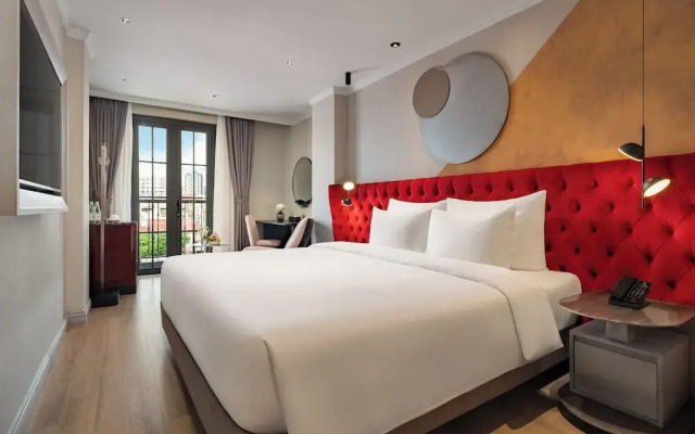 GRAND  du LAC Boutique Saigon