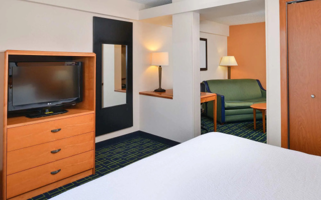 Fairfield Inn & Suites Charleston North/University Area