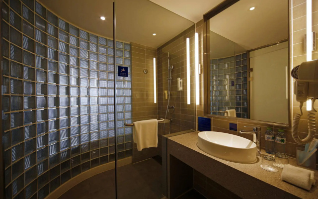 Holiday Inn Express Haikou West Coast by IHG