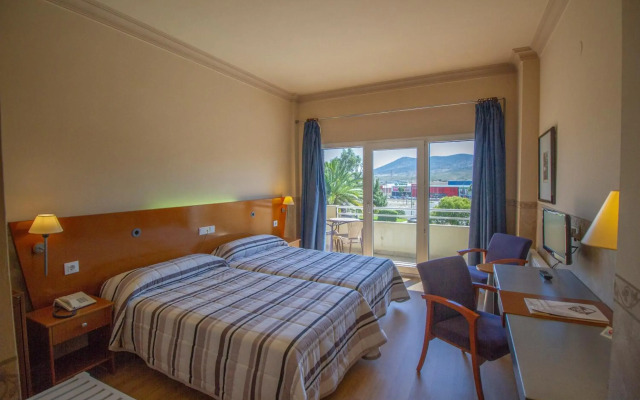 Hotel Azar