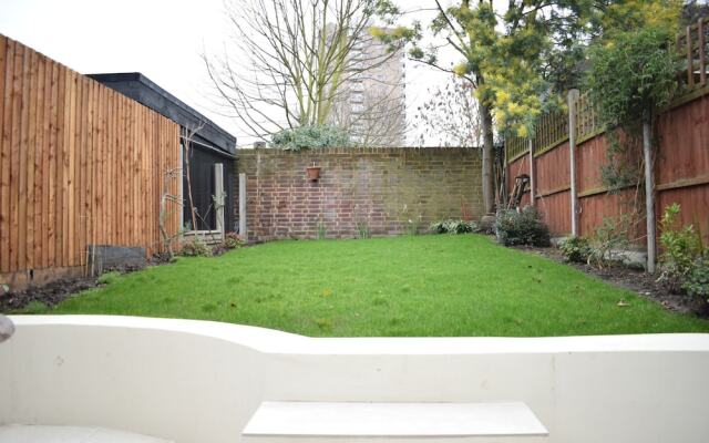 Herne Hill Bright 3 Bedroom House With Private Garden