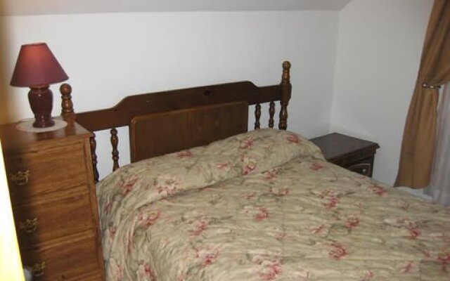 Albrightsville Farm House Bed & Breakfast