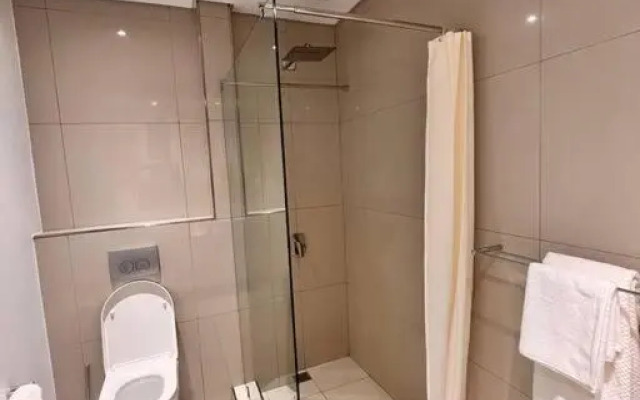 iTowers luxurious 1-Bedroom apartment- 15th Floor