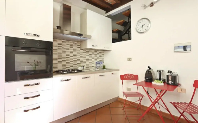 Short-let Florence Apartment Parione