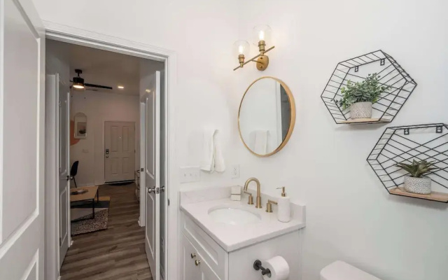 Covington Charm Suites