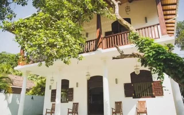 Villa Frangipani
