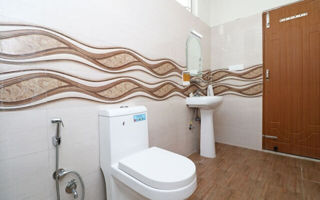 OYO 23660 Nath Residency Guest House