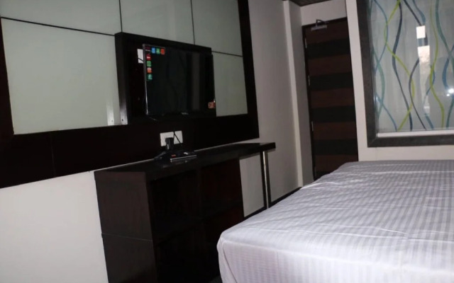 Hotel KK Residency