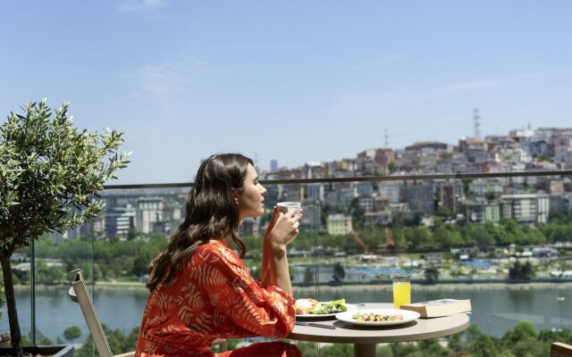 Mövenpick Hotel Istanbul Golden Horn