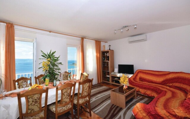 Awesome Home in Omis With Wifi and 3 Bedrooms