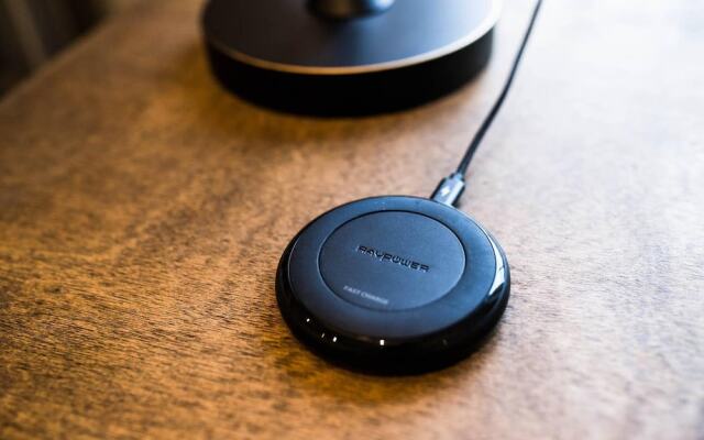 The Brownstone - 1 Block From Dtwn Square