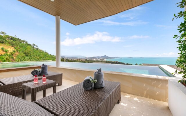 Chaweng Noi Luxury 4BR Blue Dream Villa