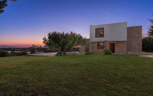 Sea La Vie Retreat Villas