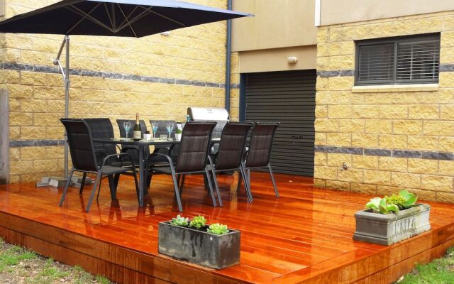 Bliss - Close To Town